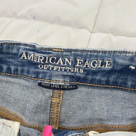 American Eagle Denim Jean Shorts Womens 6 Next Level Stretch Distressed Lace - Picture 3 of 7